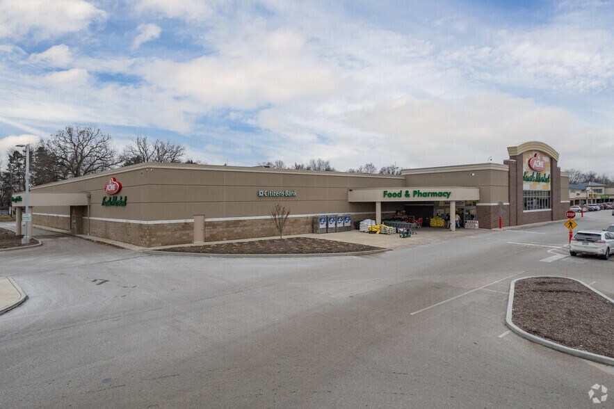 More Photos Of 3140-3200 Greenwich Rd, Norton Unknown For Lease