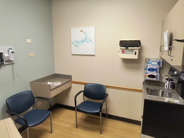 More Photos Of 5529 Hohman Ave, Hammond Medical For Sale