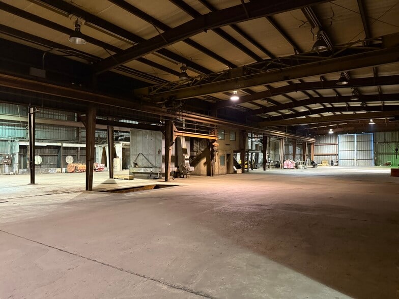More Photos Of 1462 FM 2199, Marshall Warehouse For Sale