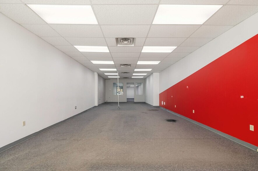 More Photos Of 308 Bagot St, Kingston General Retail For Lease