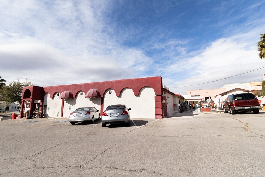 More Photos Of 1212 Wyoming St, Boulder City Storefront Retail Residential For Sale