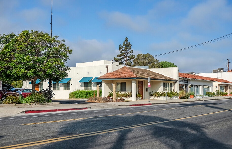 More Photos Of 1715 State St, Santa Barbara Office For Lease