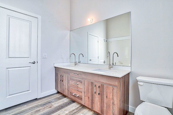 More Photos Of 303 Waddy Lane, Strathmore Multifamily For Sale