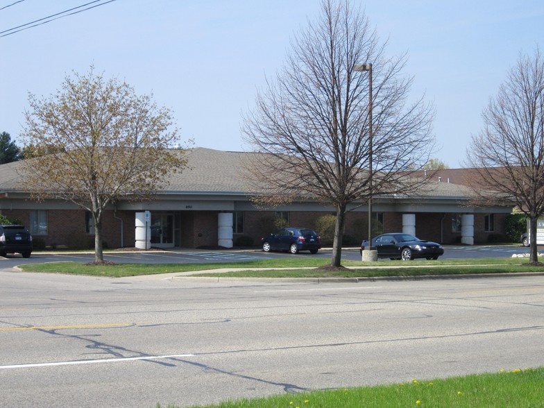 Primary Photo Of 890 S Washington Ave, Holland Medical For Lease