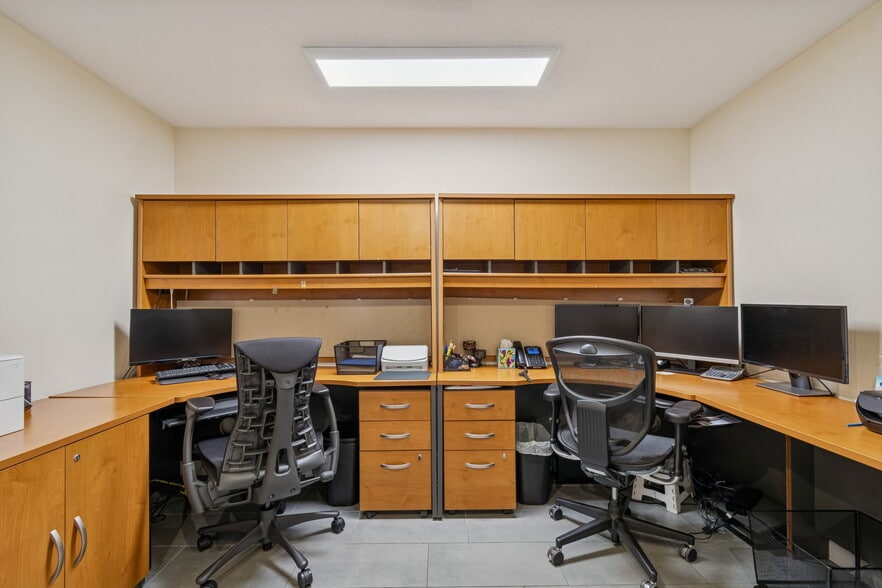 More Photos Of 5308 Central Ave, Saint Petersburg Office Residential For Sale