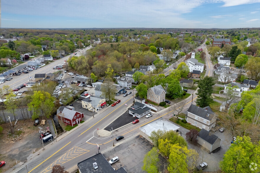 More Photos Of 326 N Washington St, North Attleboro General Retail For Lease