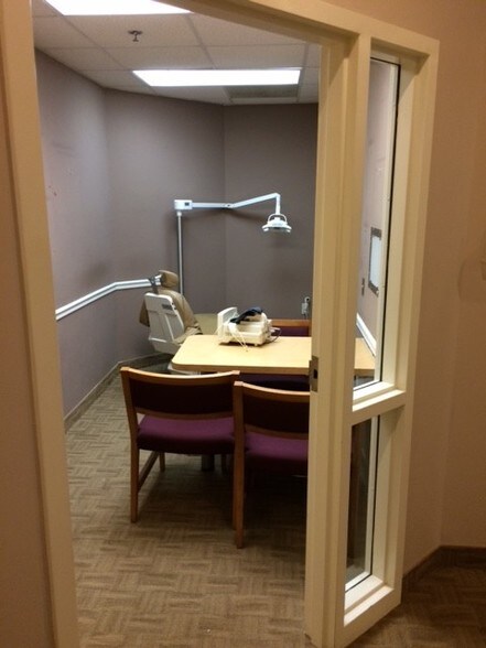 More Photos Of 604 Solarex Ct, Frederick Medical For Lease