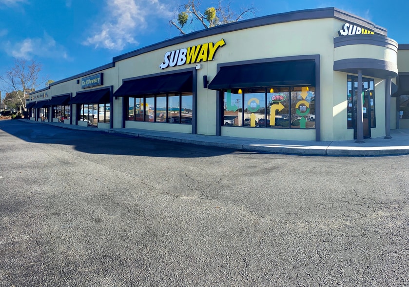 More Photos Of 501-521 Meeting St, West Columbia Storefront For Lease