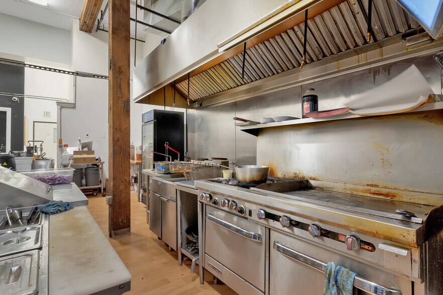 More Photos Of 145 Liberty St NE, Salem Apartments For Sale