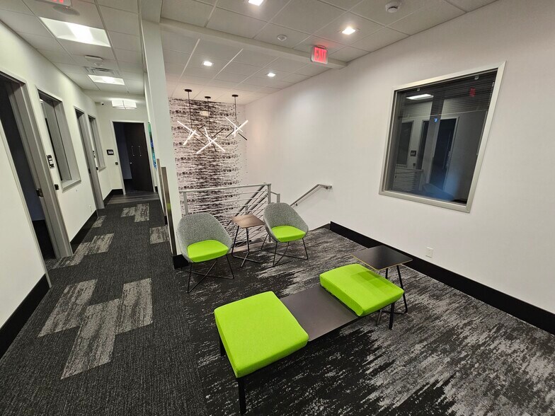 More Photos Of 712 Adams St, Carmel Coworking Space