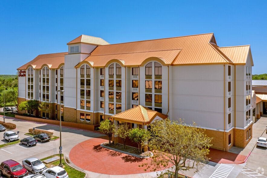 Primary Photo Of 1700 Rodeo Dr, Mesquite Hotel For Sale