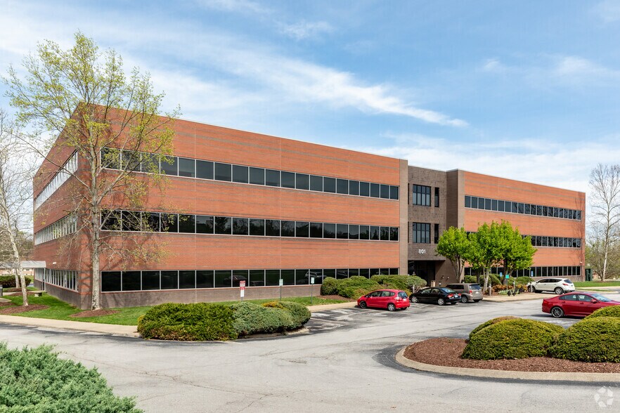 More Photos Of 801 Royal Pky, Nashville Unknown For Lease