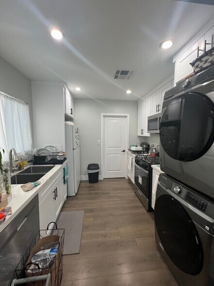 More Photos Of 790 E Orange Grove Blvd, Pasadena Apartments For Sale