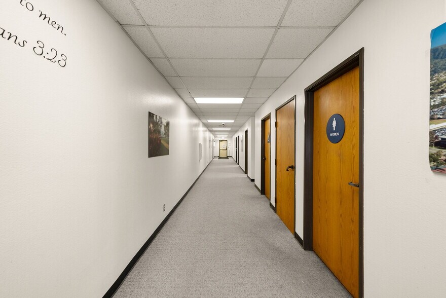 More Photos Of 777 E Alosta Ave, Azusa Religious Facility For Lease