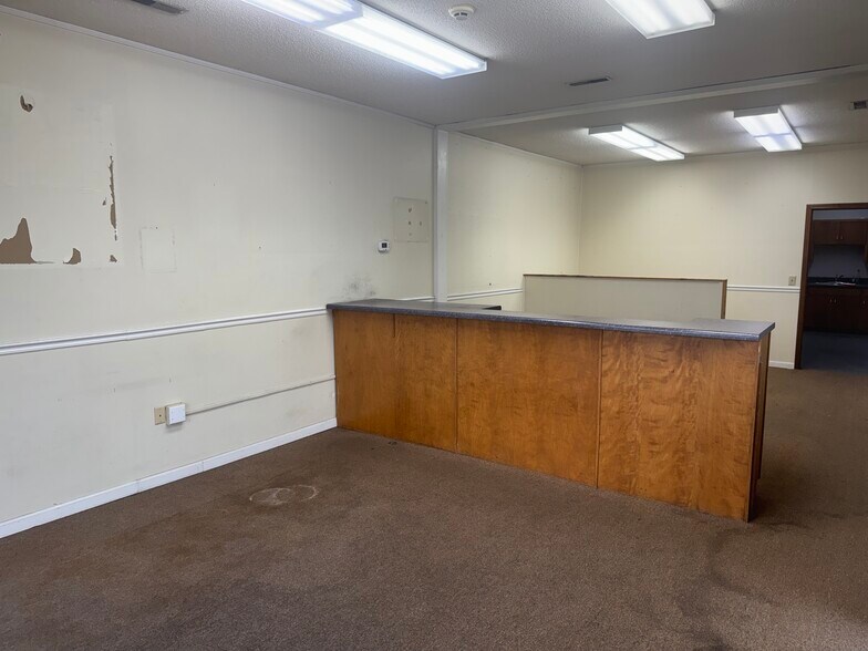 More Photos Of 3145 E Andrew Johnson Hwy, Greeneville Storefront For Lease