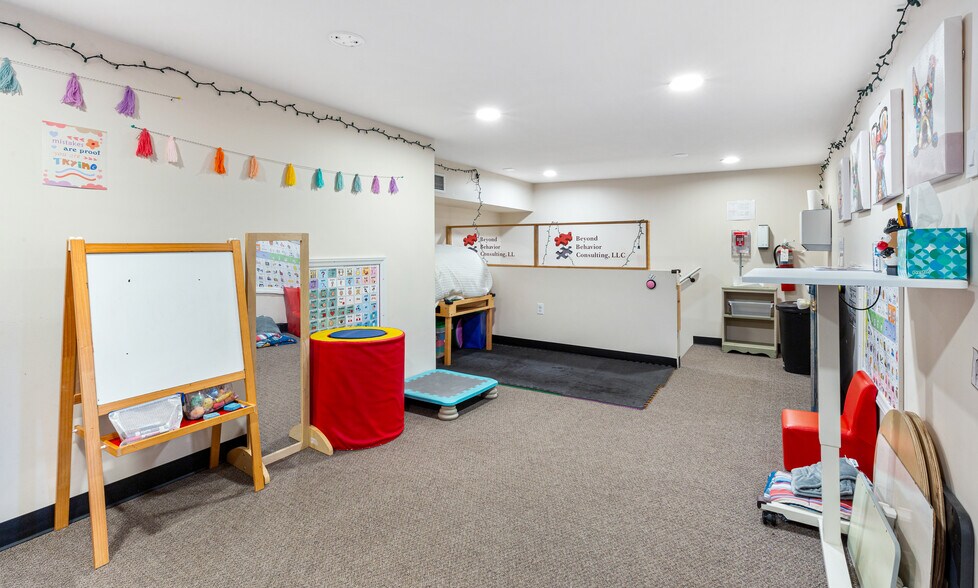 More Photos Of 1003 Wyoming Ave, Forty Fort Medical For Sale