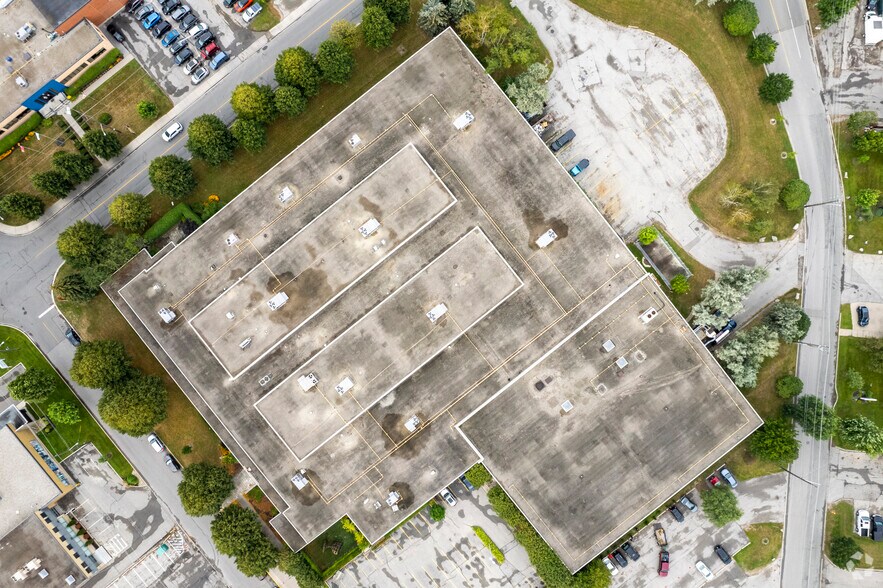 More Photos Of 32 Cranfield Rd, Toronto Industrial For Sale