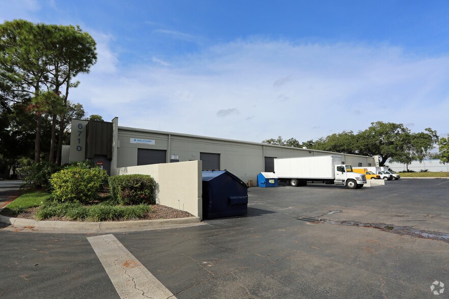 More Photos Of 6710 Benjamin Rd, Tampa Light Distribution For Lease
