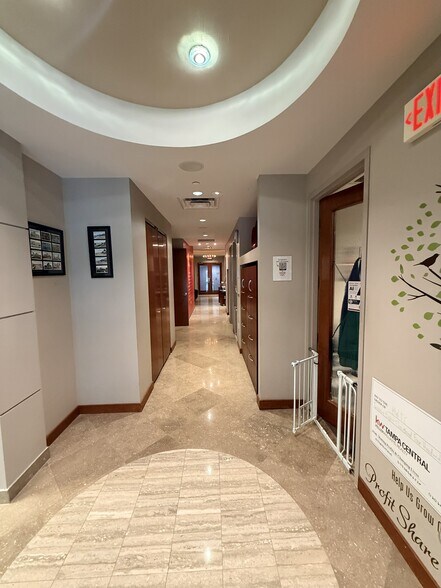 More Photos Of 1208 E Kennedy Blvd, Tampa Apartments For Sale