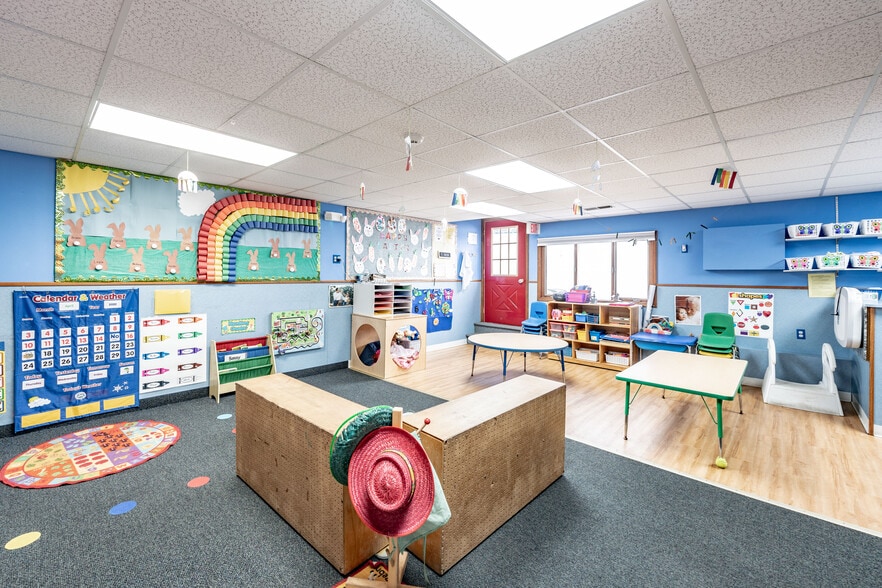 More Photos Of 1251 E Mountain Rd, Westfield Daycare Center For Sale