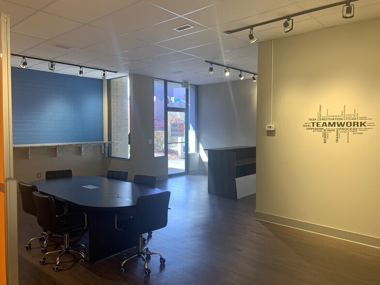 More Photos Of 365 NW Harrison Blvd, Corvallis Office For Sale