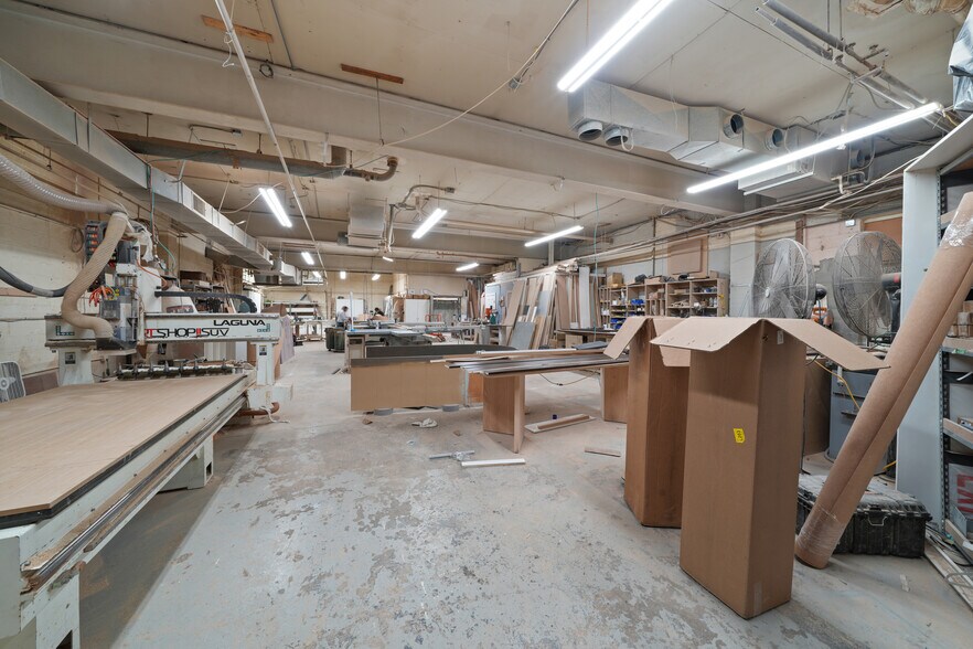 More Photos Of 75 Armour Pl, Dumont Manufacturing For Sale