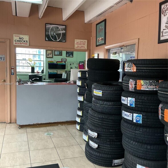 More Photos Of 11480 W Flagler St, Miami Auto Repair For Sale