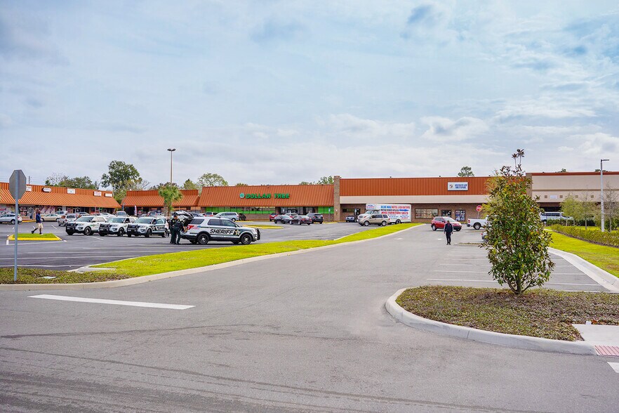 More Photos Of 5300 Silver Star Rd, Orlando Freestanding For Lease
