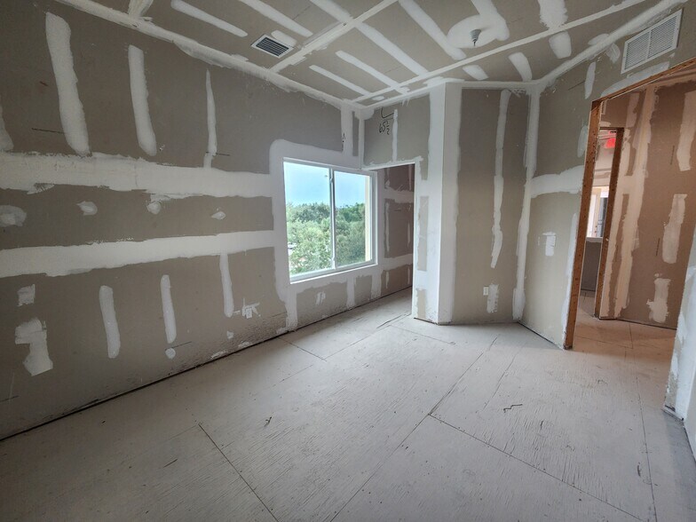 More Photos Of 2641 Fruitville Rd 0, Sarasota Medical For Sale