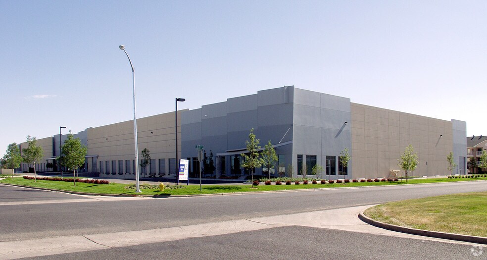 More Photos Of 3650 Fraser St, Aurora Manufacturing For Lease