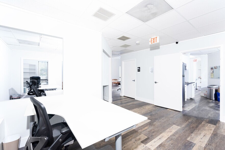 More Photos Of 6255-6265 Executive Blvd, Rockville Office For Sale