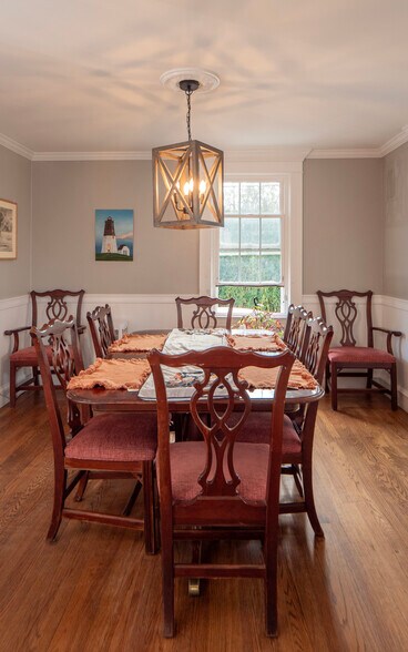 More Photos Of 999 Aquidneck Ave, Middletown Flex For Sale