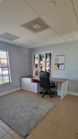 More Photos Of 318 N John Young Pky, Kissimmee Office For Lease