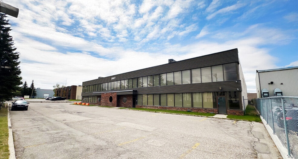 More Photos Of 2827 18th St NE, Calgary Warehouse For Sale