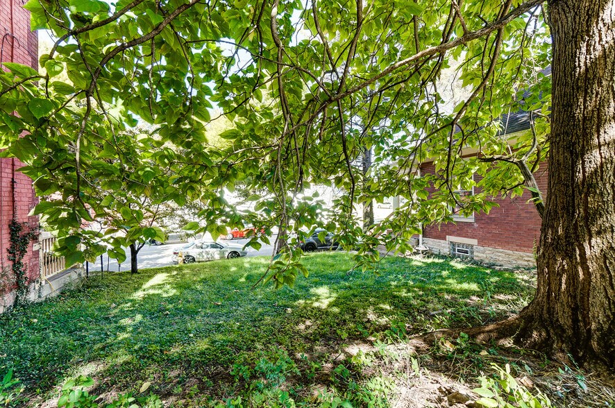 More Photos Of 1801 Chase Ave, Cincinnati Apartments For Sale