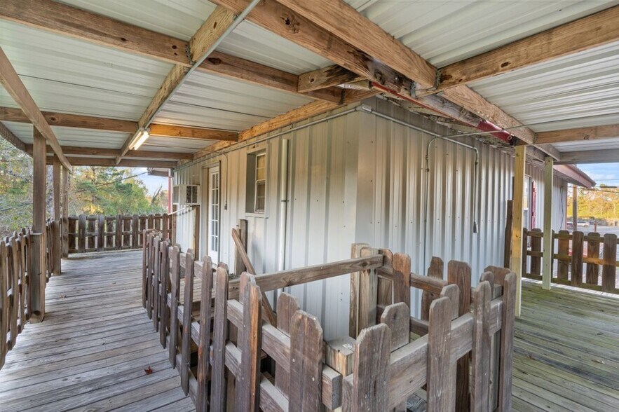 More Photos Of 2755 US Highway 69, Lufkin Storefront Retail Office For Sale