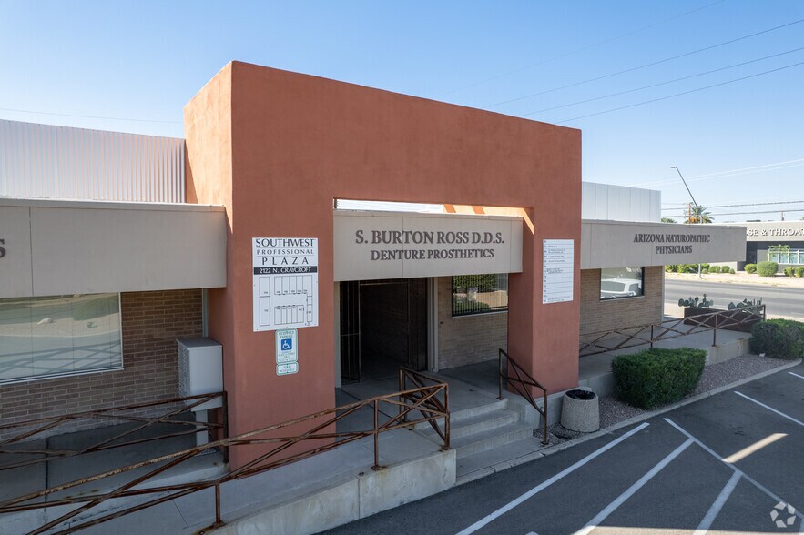 More Photos Of 2122 N Craycroft Rd, Tucson Medical For Lease