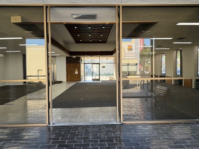 More Photos Of 1414 Webster St, Alameda Bank For Sale