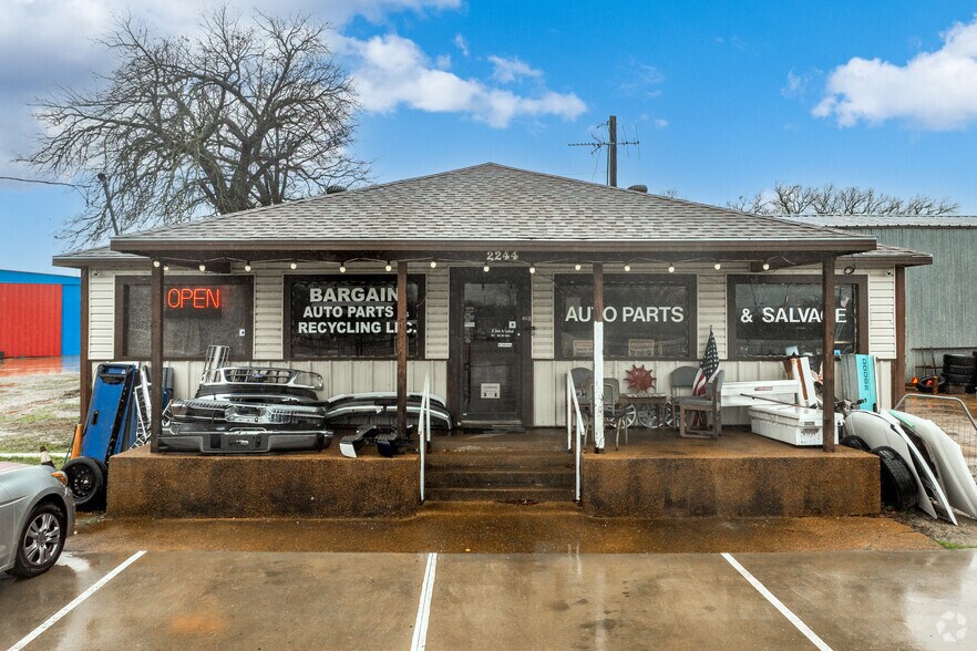More Photos Of 2244 Highway 69 S, Greenville Auto Repair For Sale