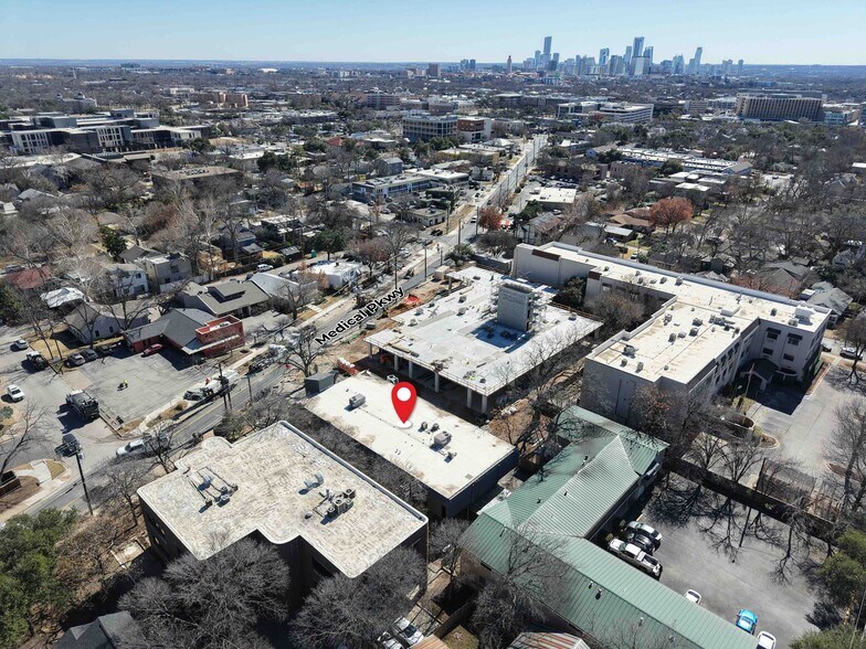 More Photos Of 4212 Medical Pky, Austin Medical For Lease