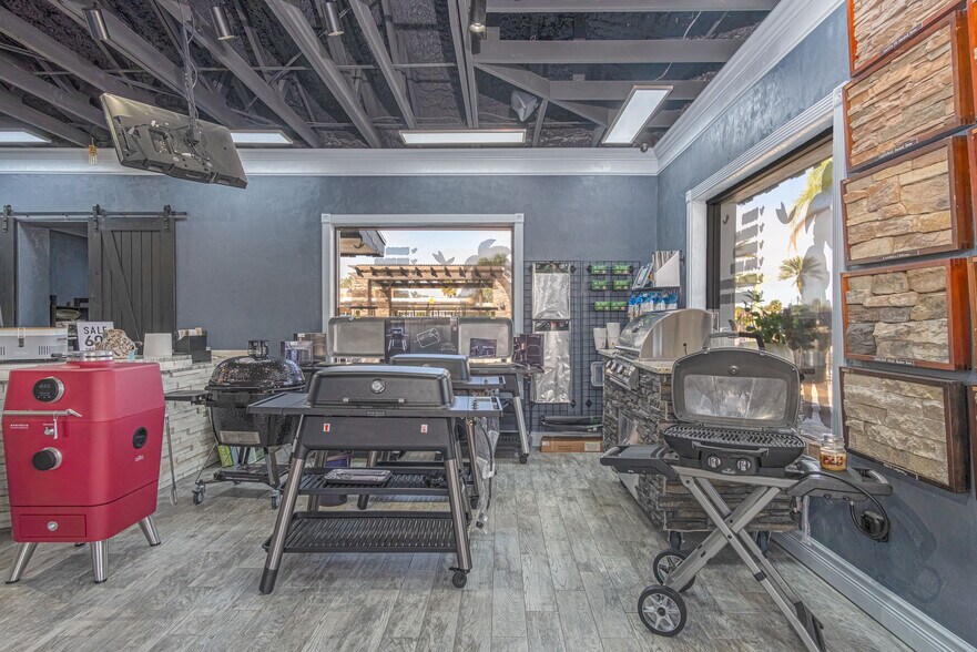 More Photos Of 2036 S Ridgewood Ave, Daytona Beach Medical For Sale