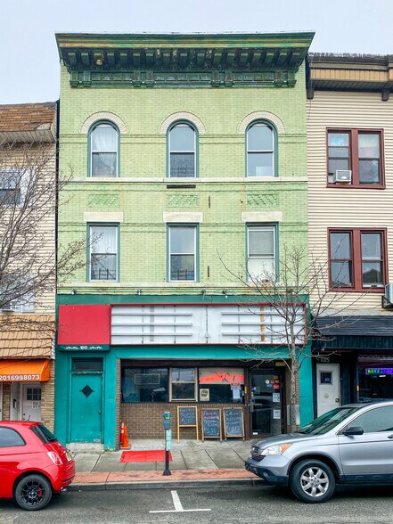 Primary Photo Of 1013 Summit Ave, Union City Storefront Retail Residential For Sale