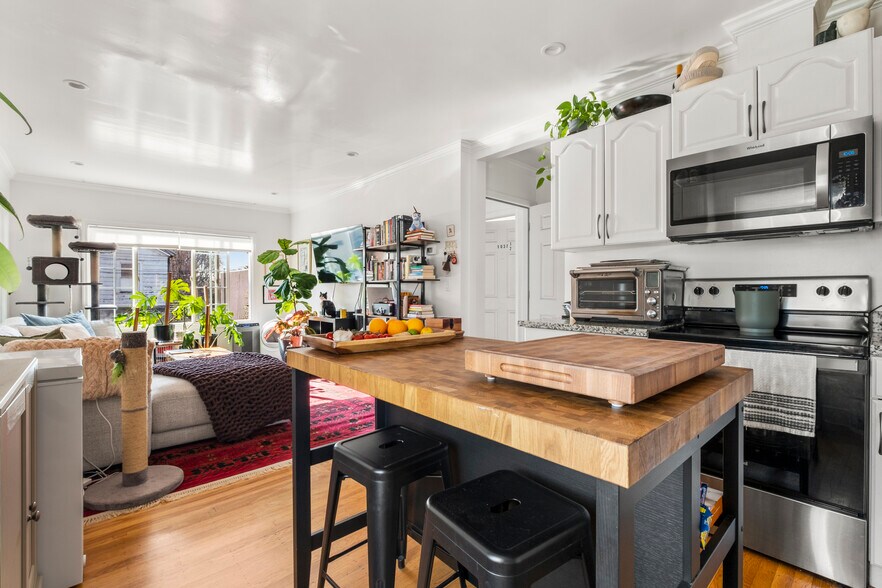 More Photos Of 1039 Channing Way, Berkeley Apartments For Sale