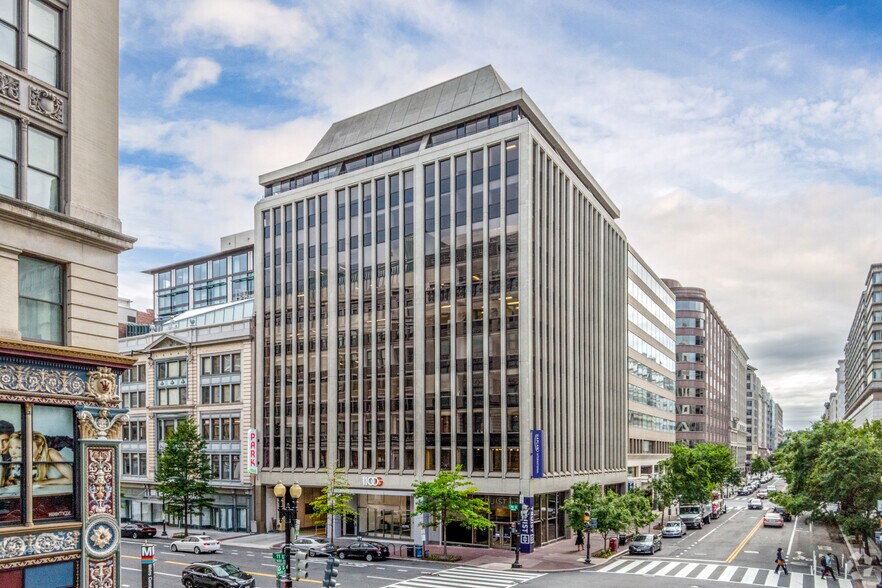 More Photos Of 1100 G St NW, Washington Office For Lease