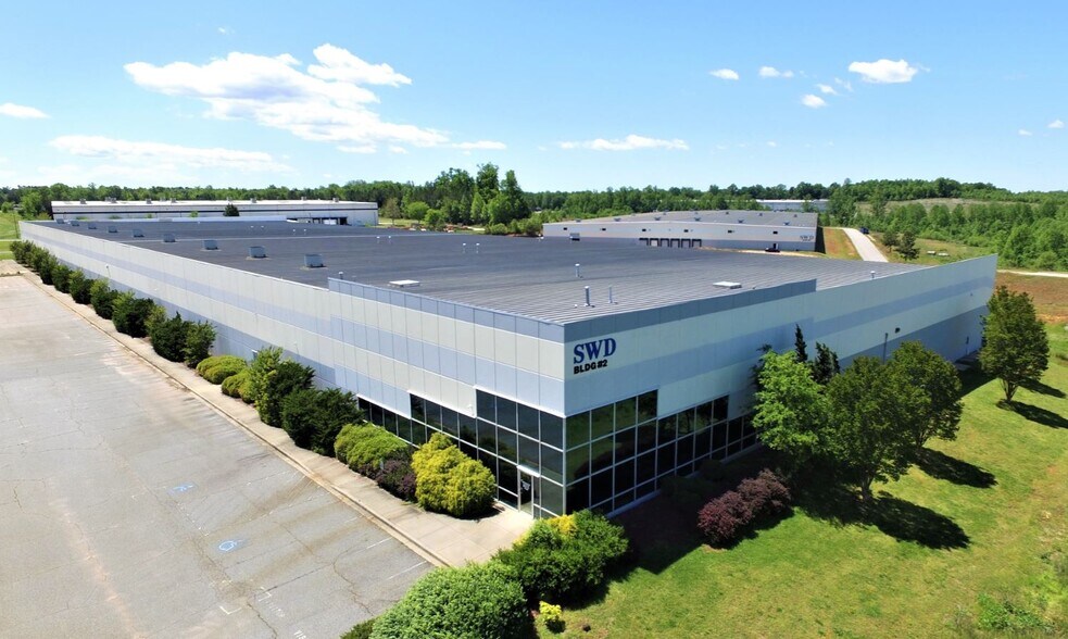 More Photos Of 5475 N Blackstock Rd, Spartanburg Warehouse For Lease