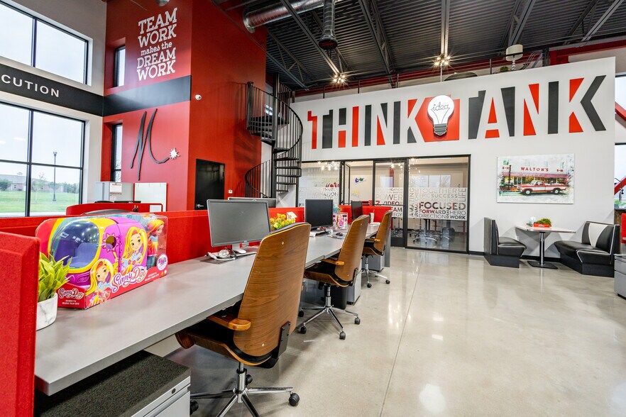 More Photos Of 205 SE 22nd St, Bentonville Loft Creative Space For Lease