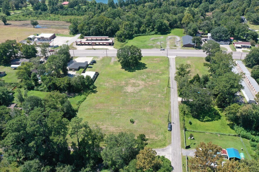 More Photos Of 1990 N Main St, Vidor Land For Sale