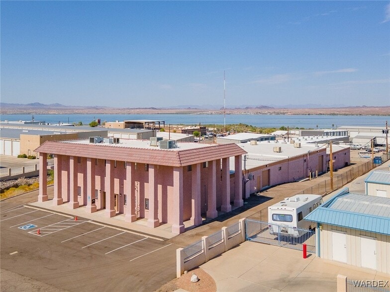 More Photos Of 1055 Empire Dr, Lake Havasu City Distribution For Lease