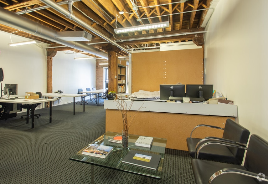 More Photos Of 222 W Ontario St, Chicago Loft Creative Space For Sale