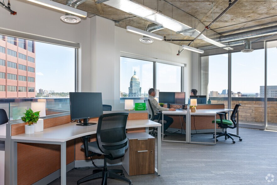 More Photos Of 110 16th St, Denver Coworking Space